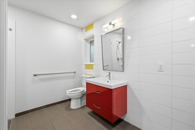 604 Donna Lane, Bedford, TX 76022