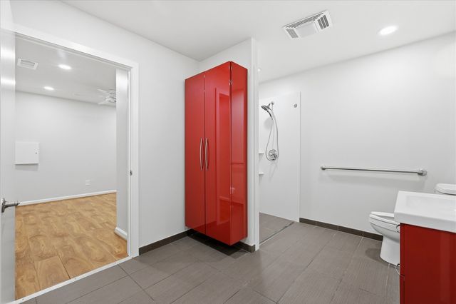 604 Donna Lane, Bedford, TX 76022