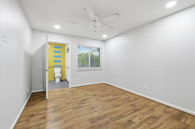 604 Donna Lane, Bedford, TX 76022