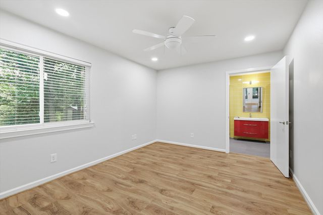 604 Donna Lane, Bedford, TX 76022