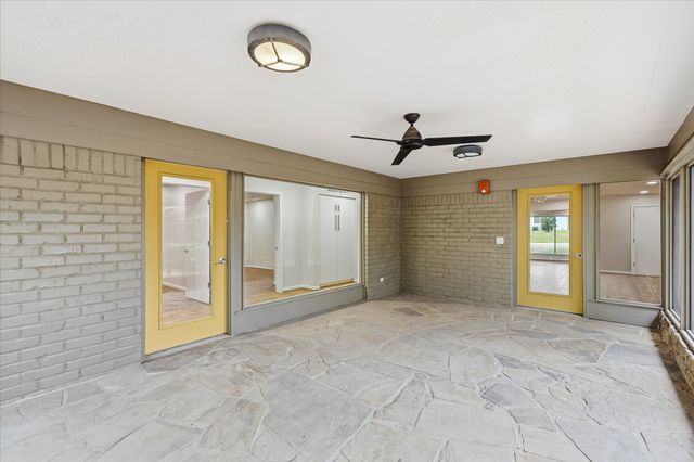 604 Donna Lane, Bedford, TX 76022