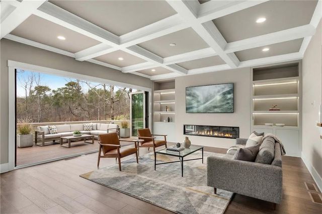 24 The Landing, Atlanta, GA 30350