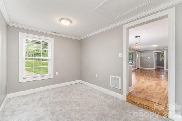1164 Bradford Mountain Road, Lenoir, NC 28645