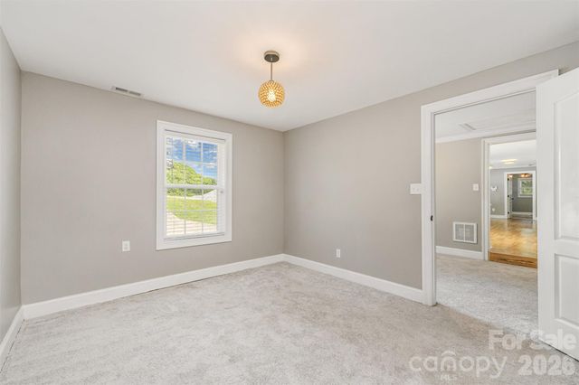 1164 Bradford Mountain Road, Lenoir, NC 28645
