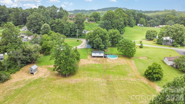 1164 Bradford Mountain Road, Lenoir, NC 28645