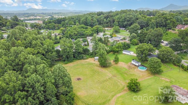 1164 Bradford Mountain Road, Lenoir, NC 28645