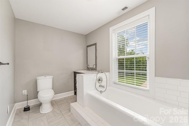 1164 Bradford Mountain Road, Lenoir, NC 28645
