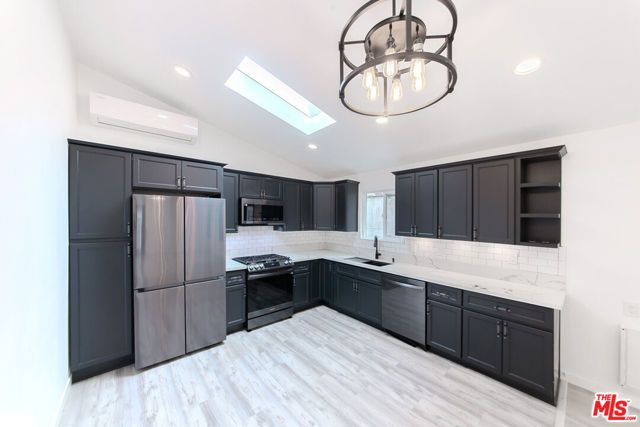 427 N Avenue 52, Los Angeles, CA 90042