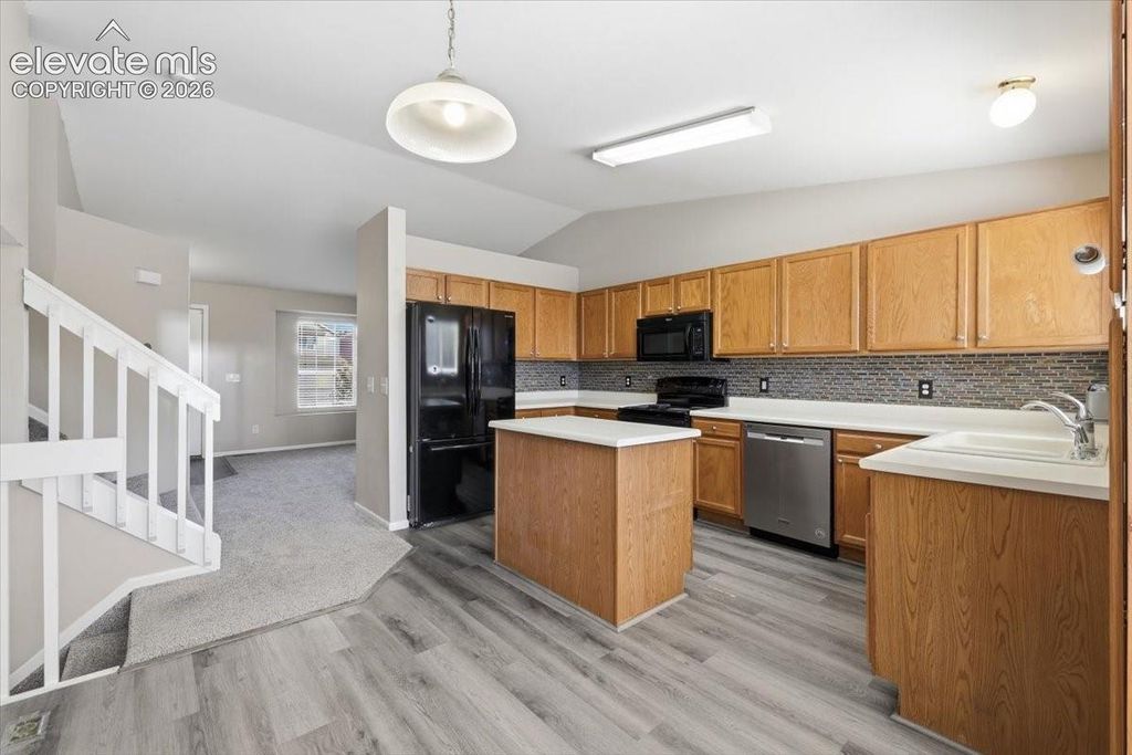 9565 Yukon Way, Colorado Springs, CO 80925 — photo 2