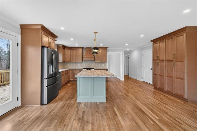 3110 Flatbottom Road, Ball Ground, GA 30107