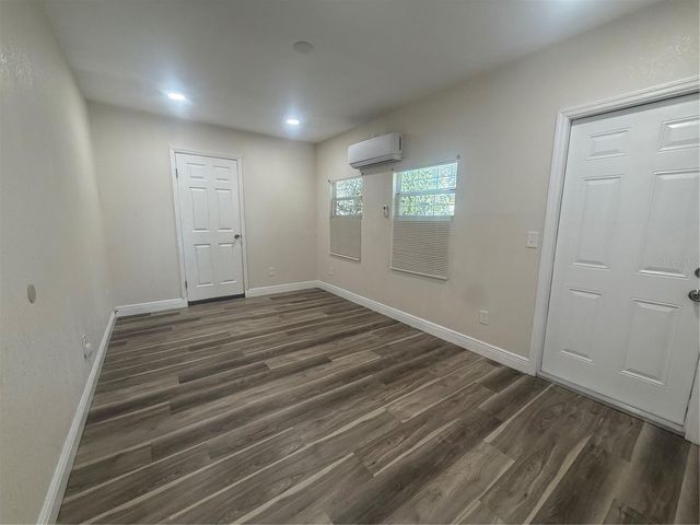 1244 LONDON AVENUE 1244, Spring Hill, FL 34606