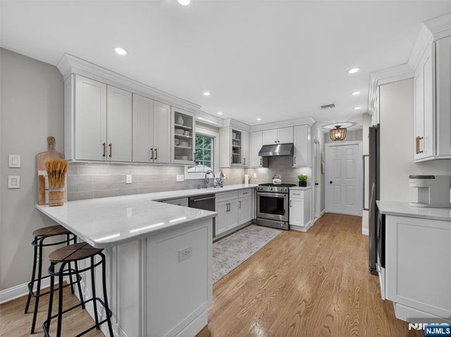 607 Poplar Road, River Vale, NJ 07675