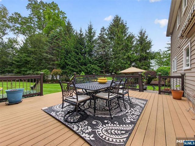 607 Poplar Road, River Vale, NJ 07675