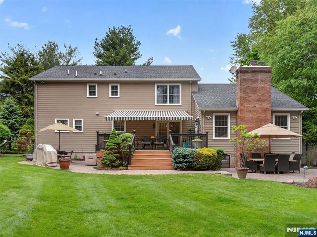 607 Poplar Road, River Vale, NJ 07675