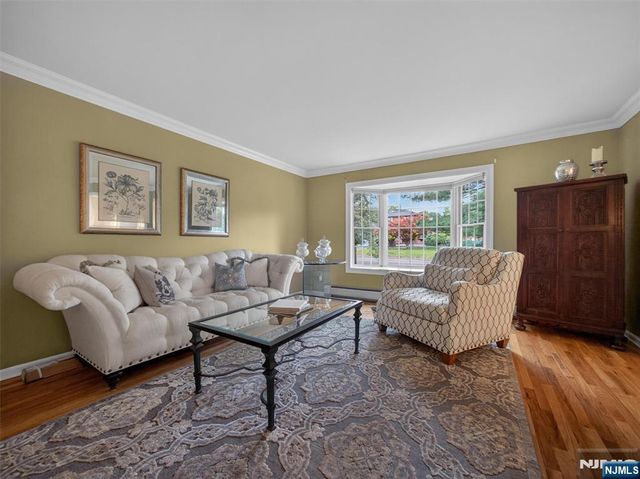 607 Poplar Road, River Vale, NJ 07675
