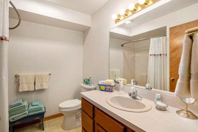 871 Clarewood Court, Holland, MI 49423