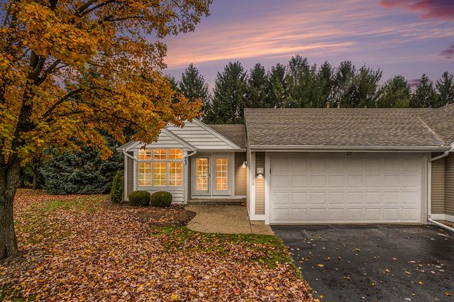 871 Clarewood Court, Holland, MI 49423