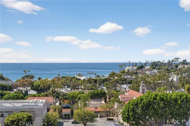 405 Blumont Street, Laguna Beach, CA 92651