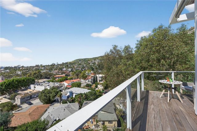 405 Blumont Street, Laguna Beach, CA 92651