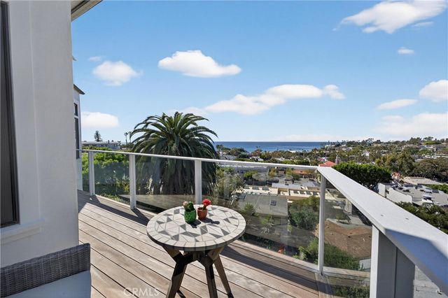 405 Blumont Street, Laguna Beach, CA 92651