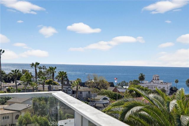 405 Blumont Street, Laguna Beach, CA 92651