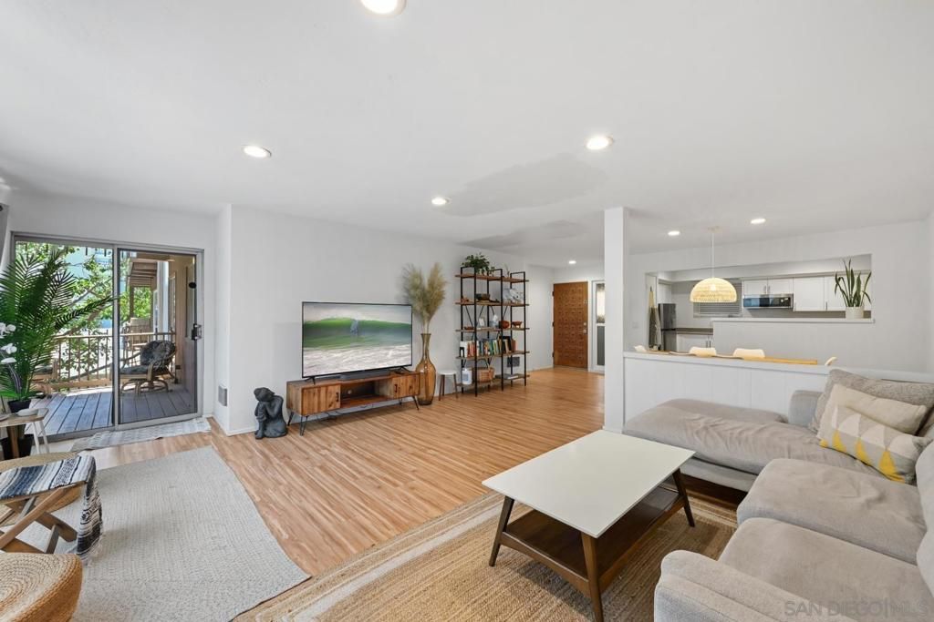 2610 Torrey Pines Rd. C22, La Jolla, CA 92037 — exterior