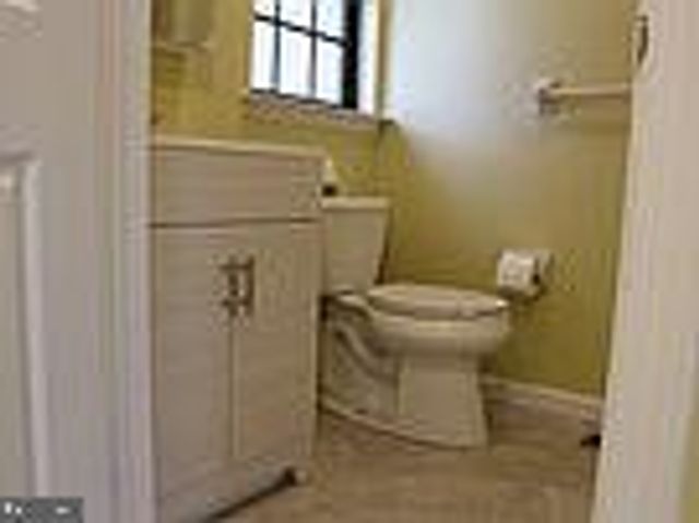 104 HOPKINS CT, North Wales, PA 19454