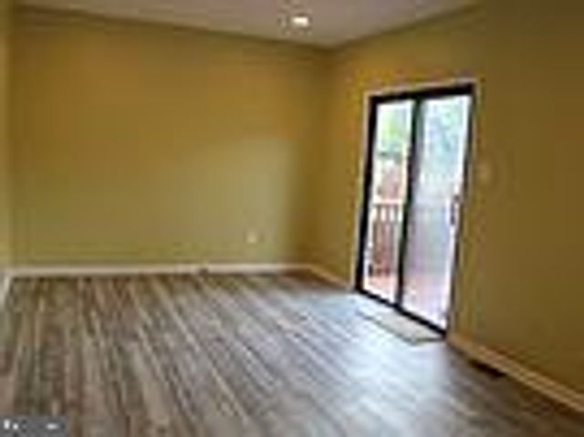 104 HOPKINS CT, North Wales, PA 19454