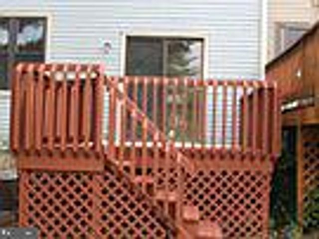 104 HOPKINS CT, North Wales, PA 19454