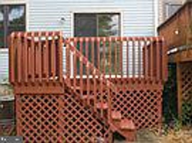 104 HOPKINS CT, North Wales, PA 19454