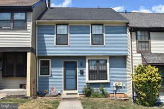 104 HOPKINS CT, North Wales, PA 19454