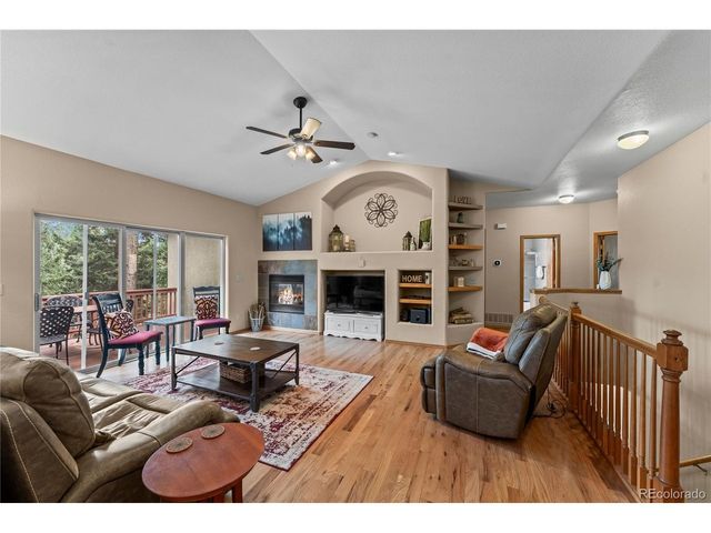 1308 Spruce Ridge Ln, Woodland Park, CO 80863