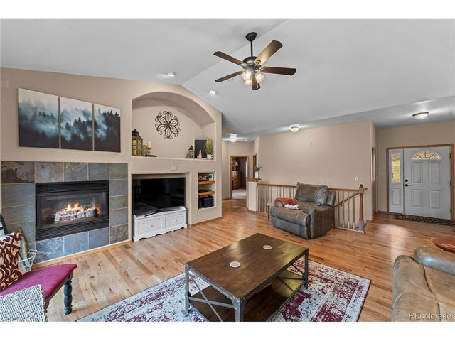 1308 Spruce Ridge Ln, Woodland Park, CO 80863