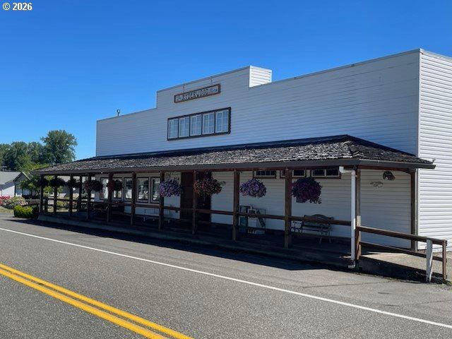 302 MONROE St, Ryderwood, WA 98581