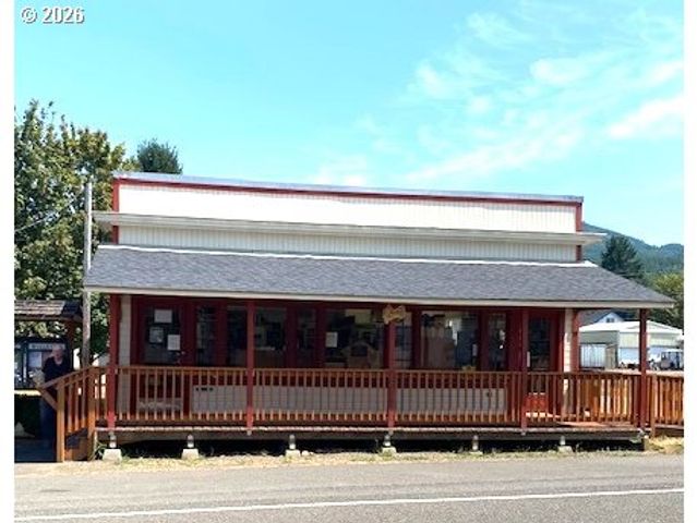 302 MONROE St, Ryderwood, WA 98581