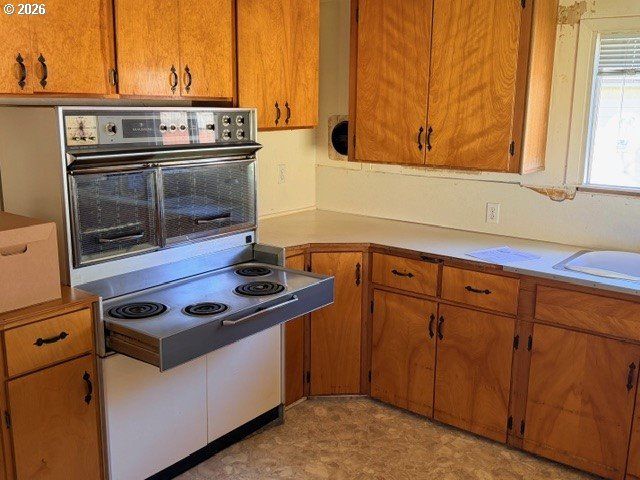 302 MONROE St, Ryderwood, WA 98581