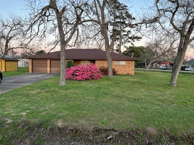 1202 Pecan Street, Channelview, TX 77530