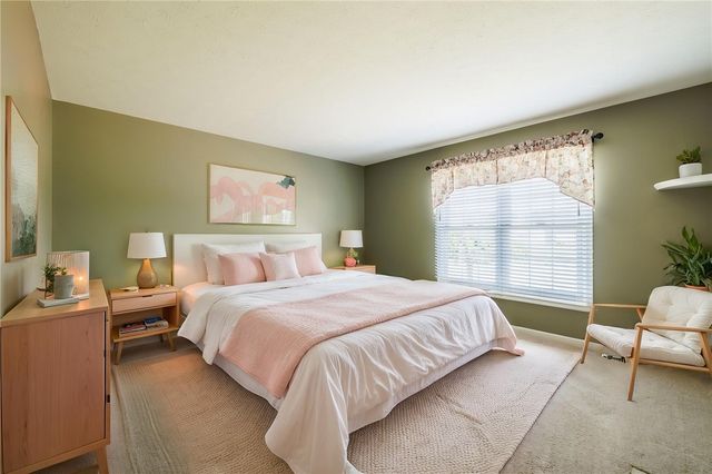 1219 Waterbrook Crossing, Webster, NY 14580