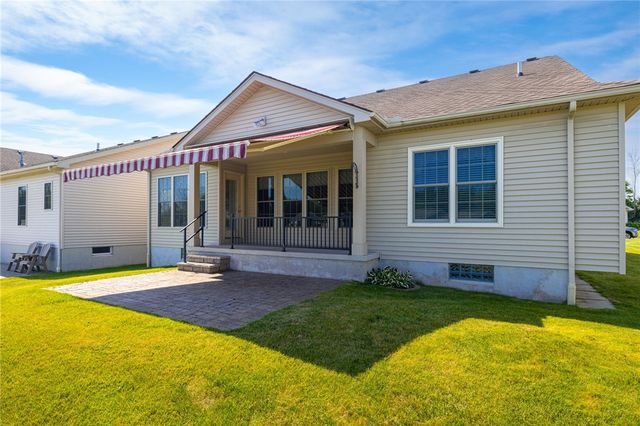 1219 Waterbrook Crossing, Webster, NY 14580