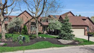 161 Hidden Ridge, Amherst, NY 14221