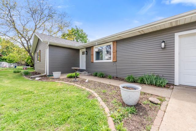 18098 Sunny Lane, Goshen, IN 46526