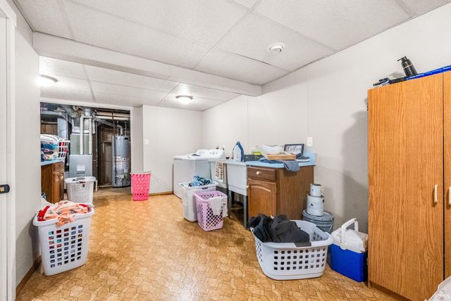 18098 Sunny Lane, Goshen, IN 46526