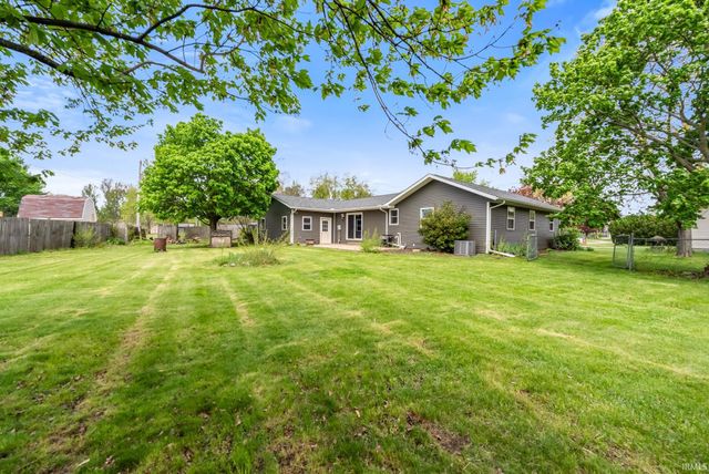 18098 Sunny Lane, Goshen, IN 46526