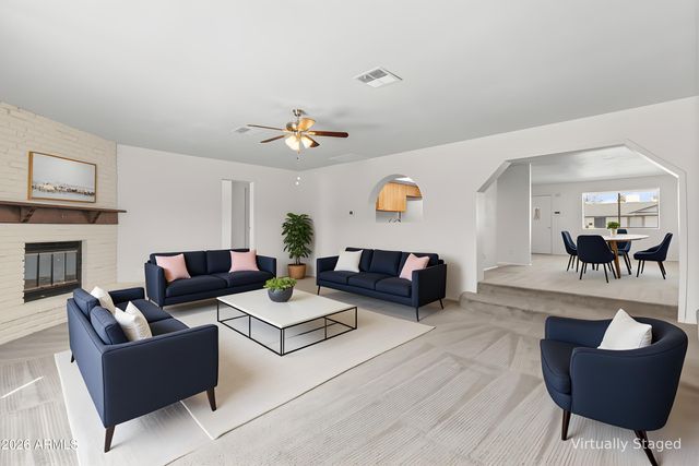 8825 W ROMA Avenue, Phoenix, AZ 85037