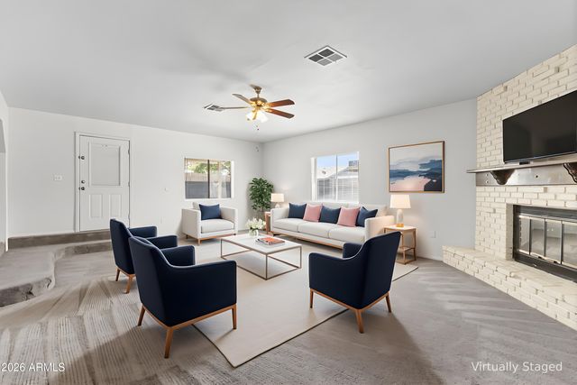 8825 W ROMA Avenue, Phoenix, AZ 85037