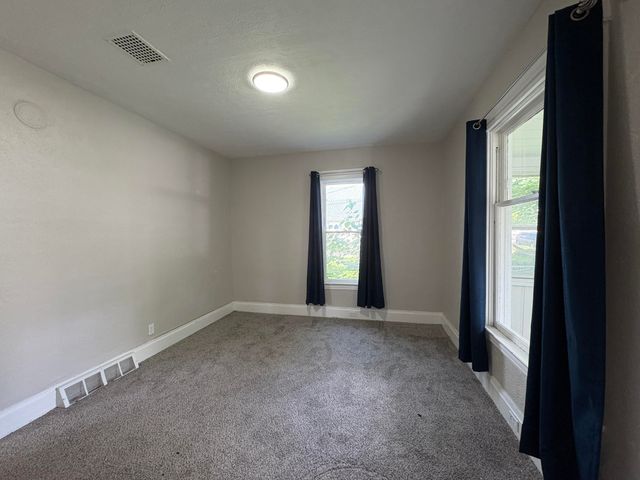 2221 Palace Avenue Sw, City Of Grand Rapids, MI 49507