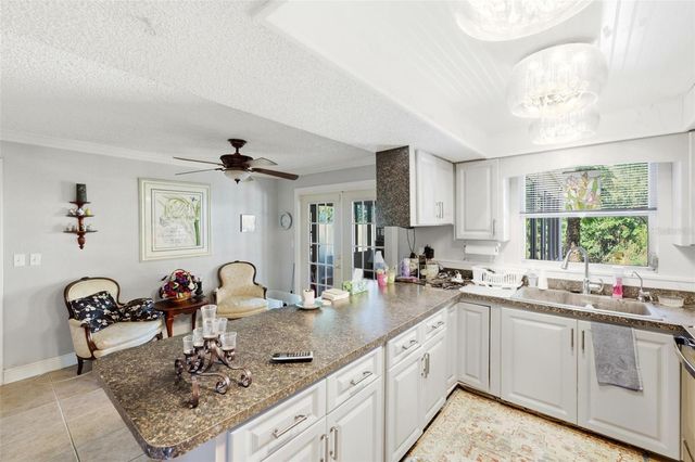 2512 16TH AVENUE DRIVE E, Bradenton, FL 34208