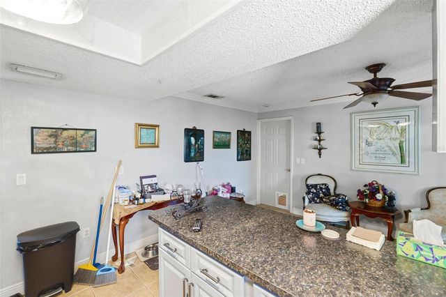 2512 16TH AVENUE DRIVE E, Bradenton, FL 34208