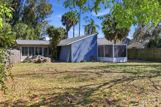 2512 16TH AVENUE DRIVE E, Bradenton, FL 34208