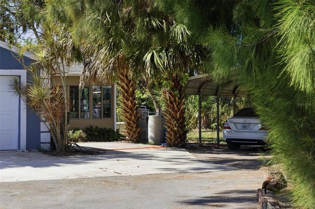 2512 16TH AVENUE DRIVE E, Bradenton, FL 34208